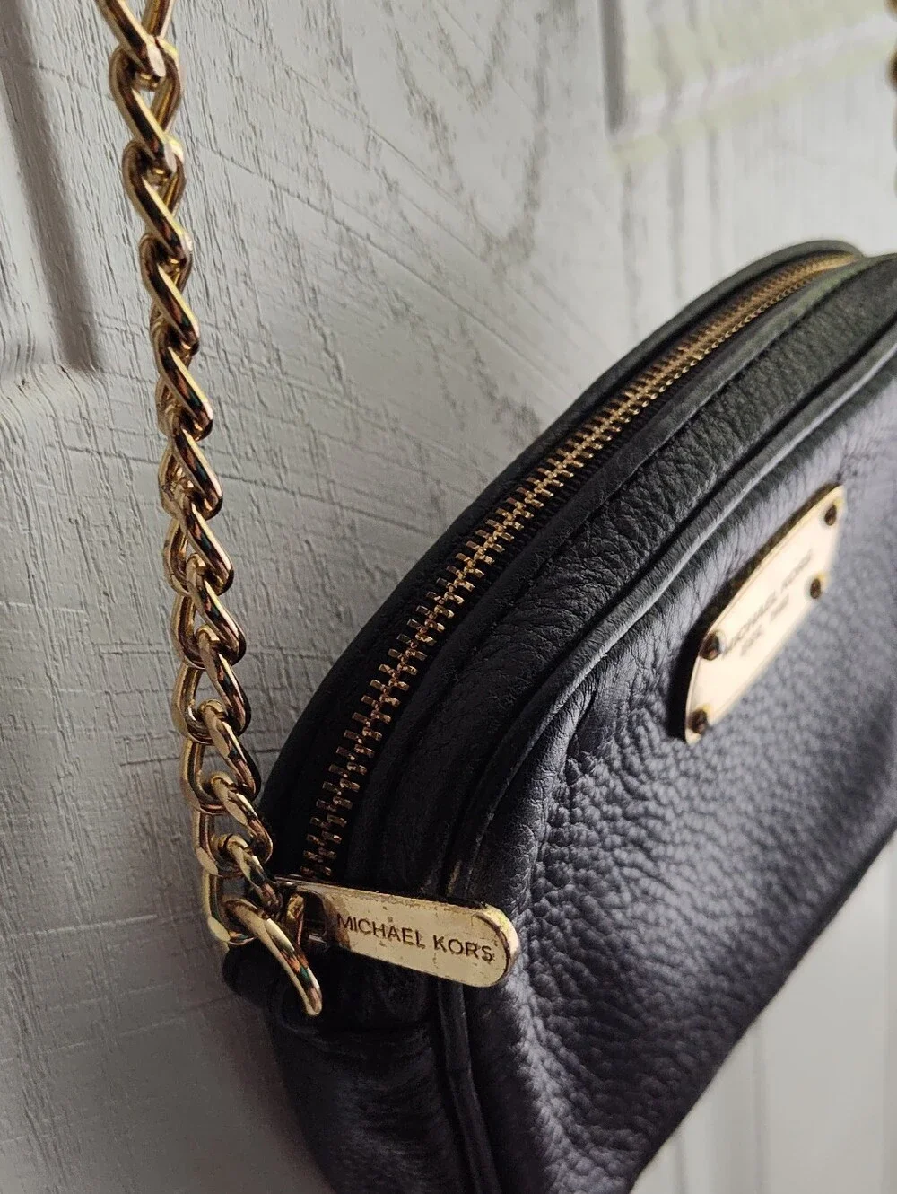 Michael Kors Black Pebbled Leather Crossbody Bag with Gold Chain